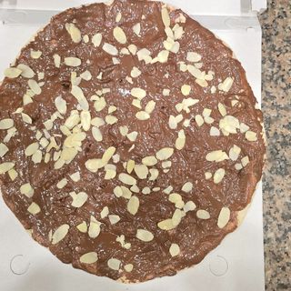 Focaccia nutella  mandorle 