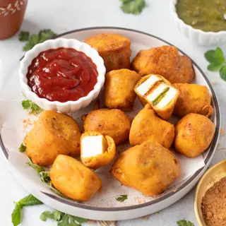 Paneer Pakora (Cheese)