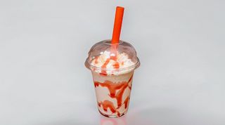 Vanilija i jagoda milkshake