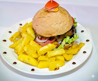 Beef Burger + Regular chips + Soda