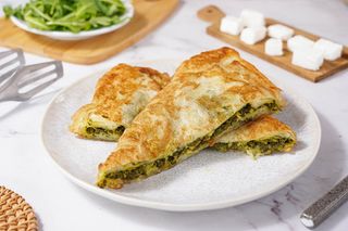 Placinta cu Spanac si Branza Telemea, 130g