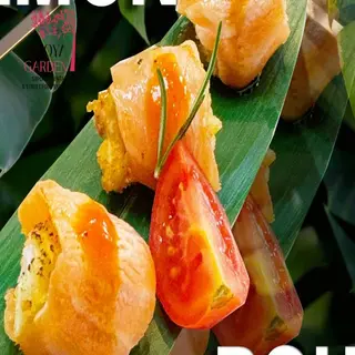 Salmon Rouge 
