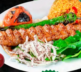 Plato adana