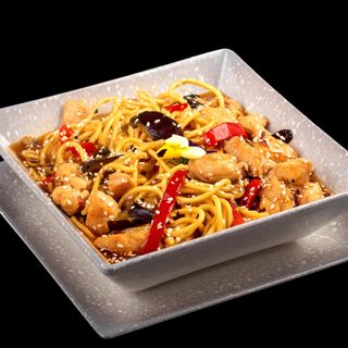 Paste japoneze cu fructe de mare