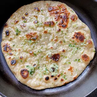 De Ajo - Garlic Naan