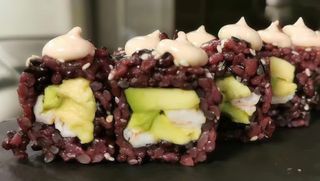 76. Ebi cocktail roll