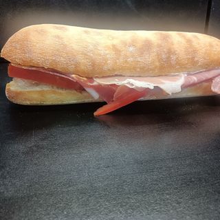 Maxi Bocadillo Jamón Serrano