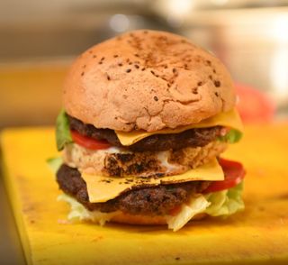 DEUTCH DOUBLE Burger