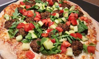 Pizza Falafel (33 Cm.)