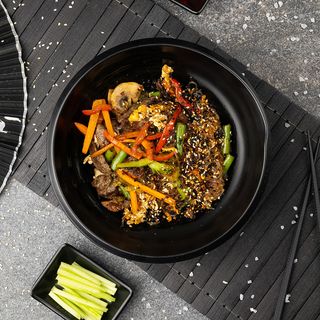 Локшина WOK фунчоза з телятиною