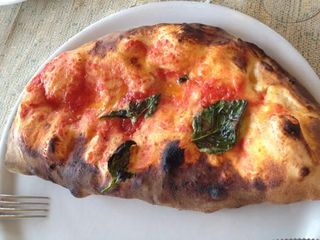 Calzone Capri