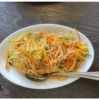 39 Spaghetti di riso con verdura