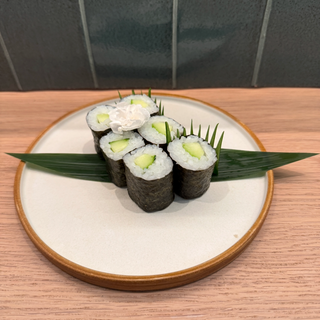 Hosomaki De Pepino (6 Uds.)