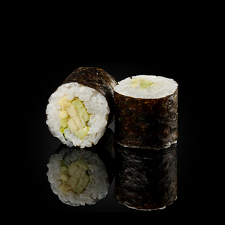 Макі з авокадо (110г)