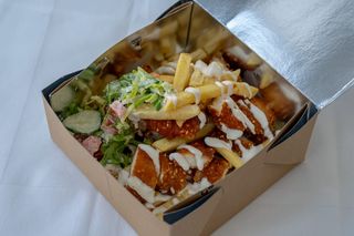 Atrio office lunch piletina u susamu i kikirikiju 450 gr