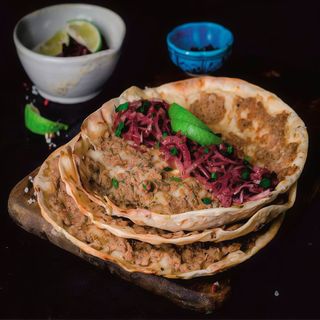 Lahmacun falafel