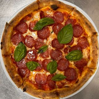 Піца Салямі