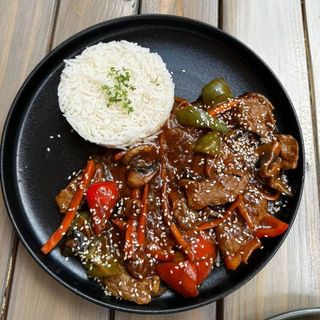 Հորթի միս կիմչի սոուսով