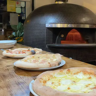 Pizza Prosciutto E Funghi