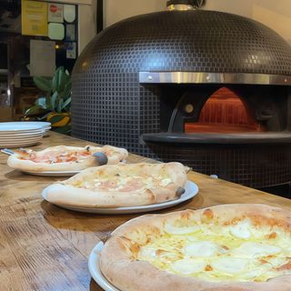 Pizza Prosciutto E Funghi