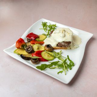 Biftek sa 4 vrste sira