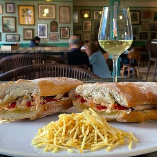 Bocadillo de cogote de bonito