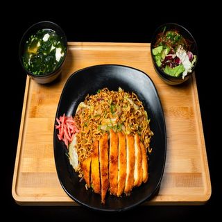 D7-Torikatsu Yakisoba
