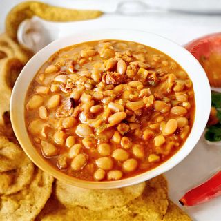 Čorbast pasulj sa rebrima