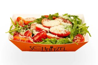 Salata de Rucola rosii Chery si Parmezan