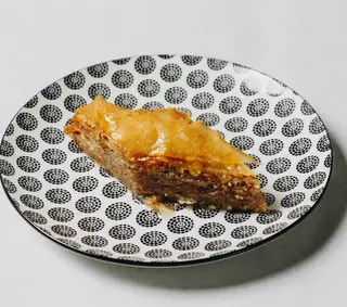 Kolač baklava orasi