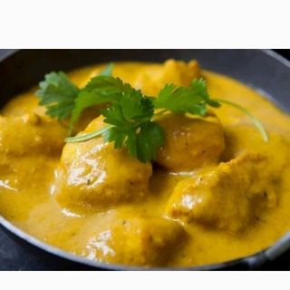 Pollo korma      (indu  comida)