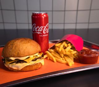 ექსტრა ყველი ჰალაპენიოს კომბო