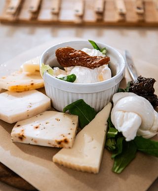 Tagliere di formaggi locali - per 2 persone