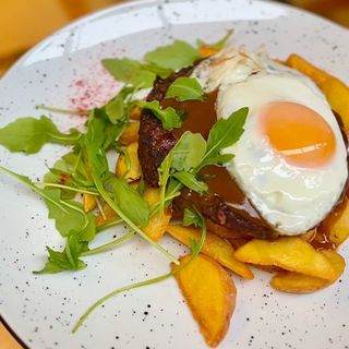 Біфштекс з яєшнею та картоплею Техас (400г)