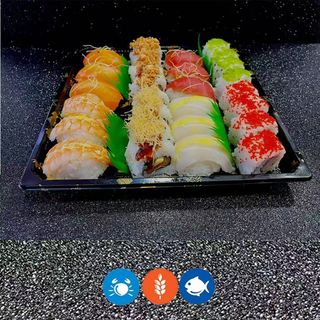 2 SUSHI COMBO B (28U)寿司套餐B