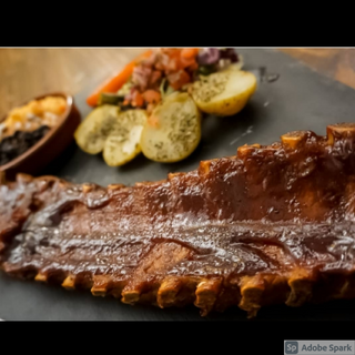 Costillar de cerdo a la barbacoa
