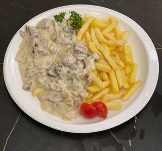 Бефстроганов (360гр)