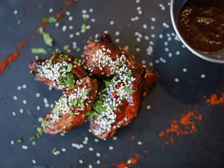 Курячі крила в соусі теріякі