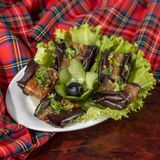 ბადრიჯანი ნივრით