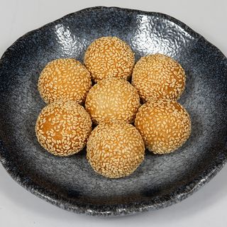 38.- Bolas de Sésamo (3u)