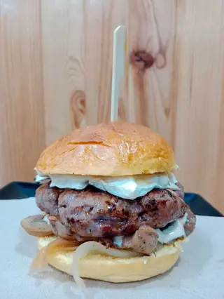 Burger Monetus