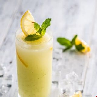 Домашна ментова лимонада (380мл)