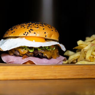  Hambúrguer à Taberna