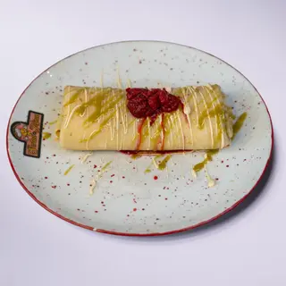 45. Malina i pistacio palačinka
