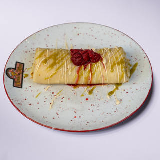 45. Malina i pistacio palačinka