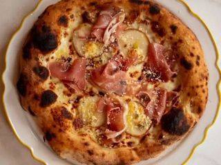 Груша то Дор Блю з прошутто