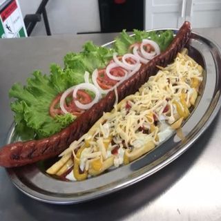 Salchicha (1/2 Metro) Con Ensalada.