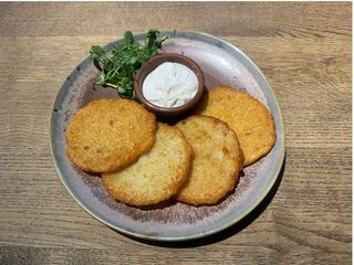 Деруни зі сметаною (190/50g)