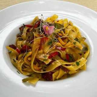 Paste cu legume proaspete