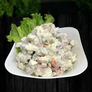 Салат "Оливье" с мясом